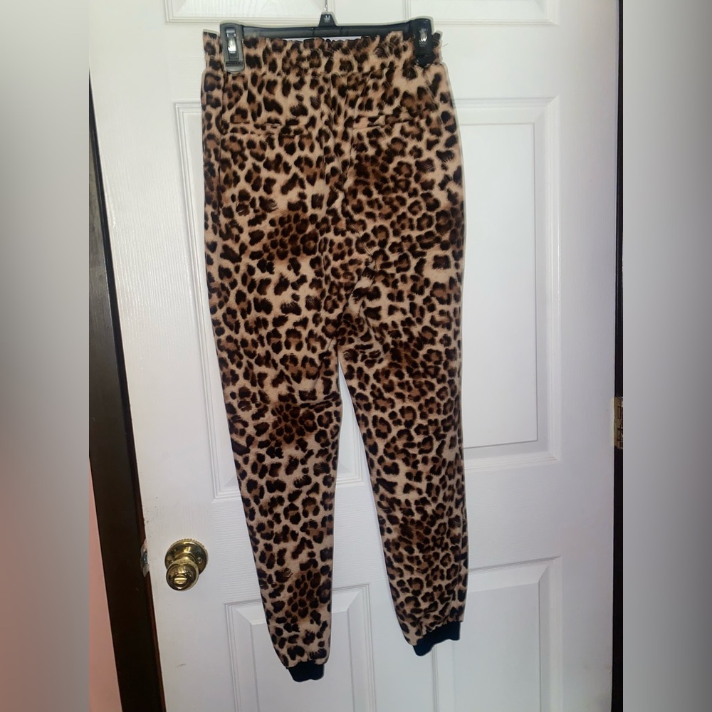 Entro Leopard Print Pants - Picture 6 of 13